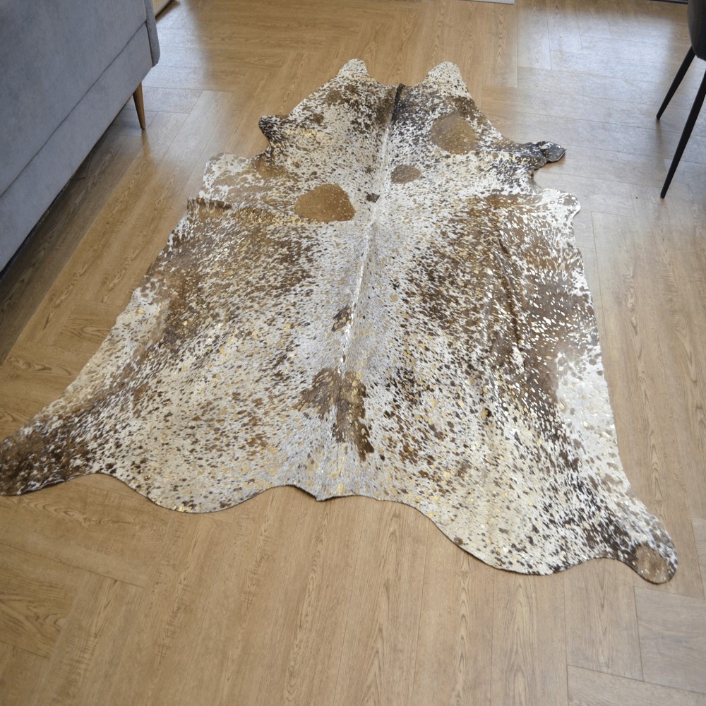 Natural Metallic Cowhide 340901 Rugs in Gold Spots